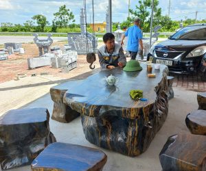 BÀN ĐÁ CẨM THẠCH 02