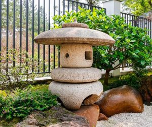 ĐÈN ĐÁ NHẬT BẢN