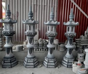 ĐÈN ĐÁ XANH ĐEN