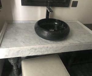 LAVABO ĐÁ TRẮNG Ý