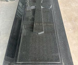 MỘ ĐÁ GRANITE ĐEN 03