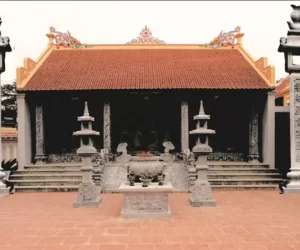 NHÀ THỜ HỌ 01